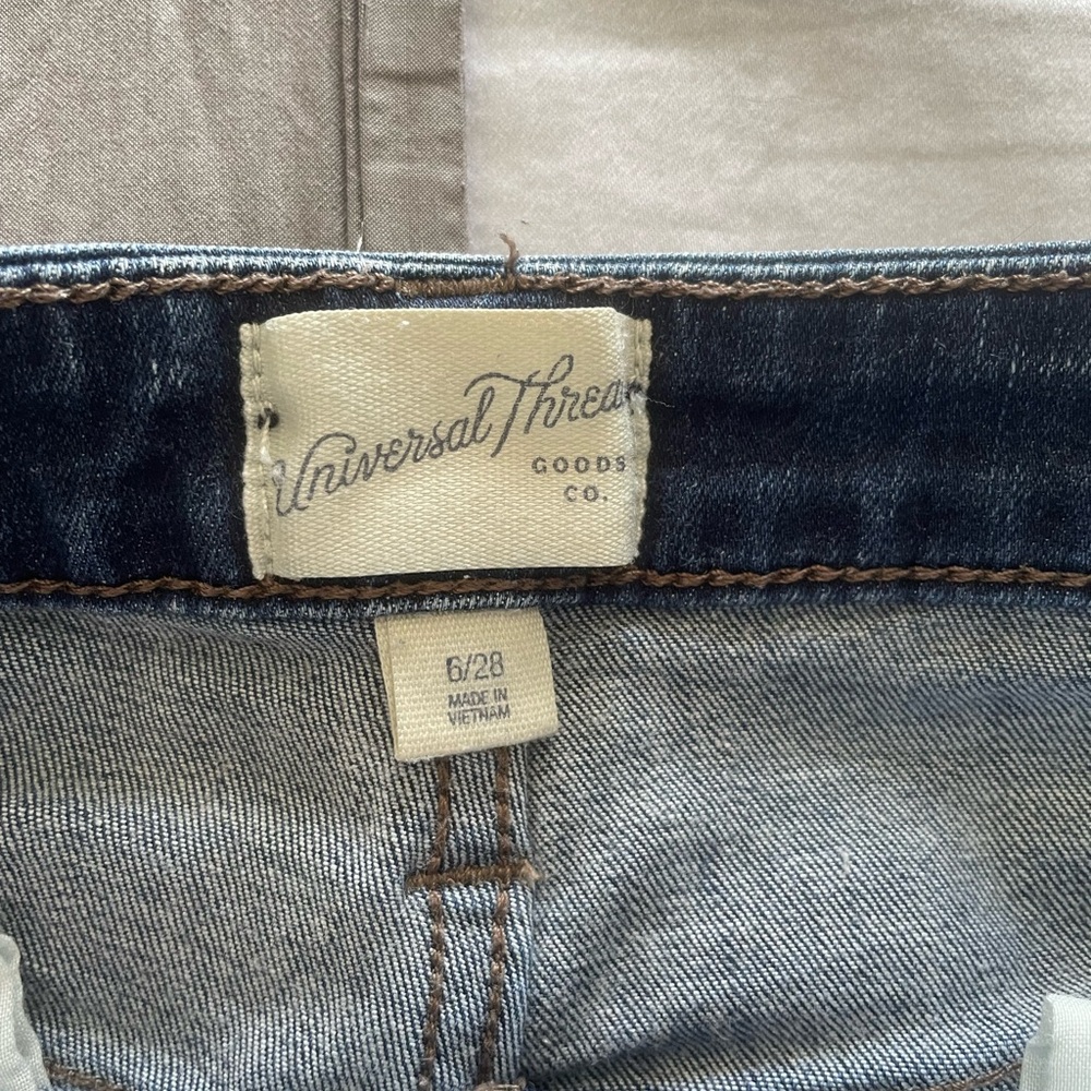 Universal Thread Jean Shorts - Picture 2 of 3
